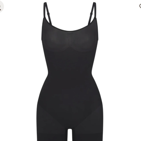 Skims Seamless Sculpt Mid-Thigh Bodysuit Onyx Size M - Picture 9 of 15